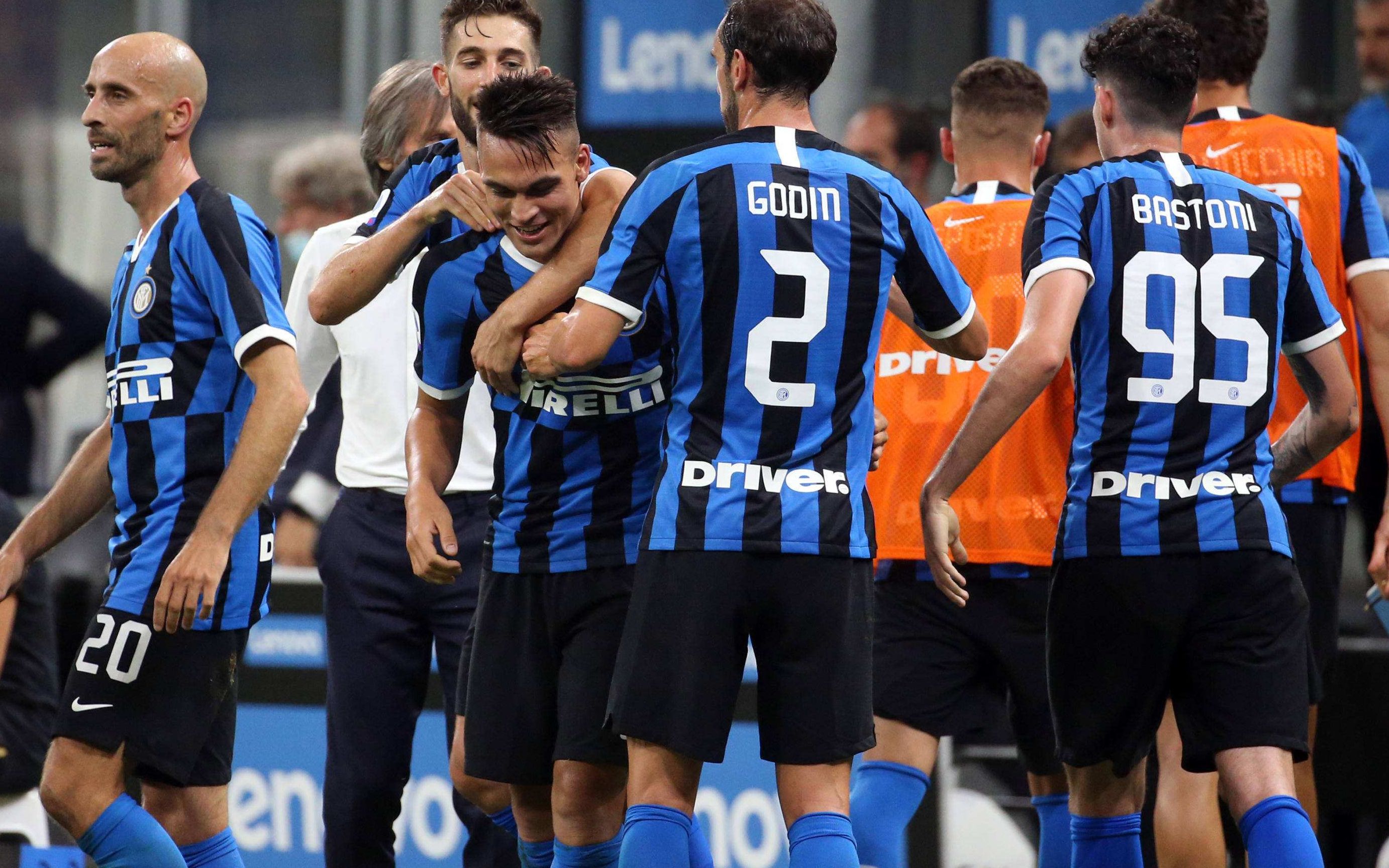 足球评论员如何分析比赛？（足球赛事解读：评论员的分析思路）