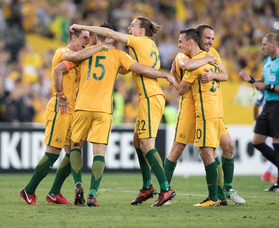 其他大洲足球中北美：哥斯达黎加出师不利，库拉索或成新军（中北美足坛：哥斯达黎加开局不利，库拉索有望成为新势力）