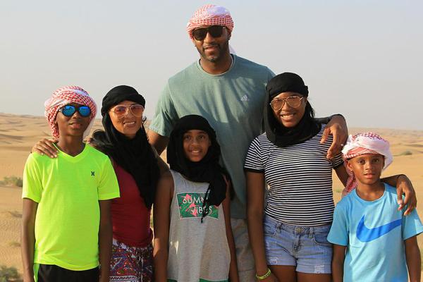 MLB 2023 年正式推行投球计时器，常规赛平均比赛时间缩短 24 分钟