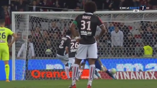 德甲前瞻：弗赖堡主场五连胜，多特交锋往绩占据巨大优势（德甲前瞻：弗赖堡主场豪取五连胜，多特历史交手优势显著）