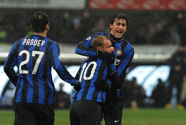 足球评论员如何分析比赛？（足球赛事解读：评论员的分析思路）