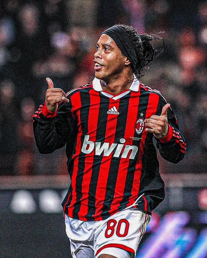 毕包官方：后卫拉波尔特左腿腿筋受伤，恢复情况有待评估