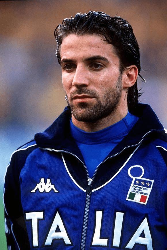 每体：莱万愿意接受降薪+替补，2026年初将和巴萨再谈