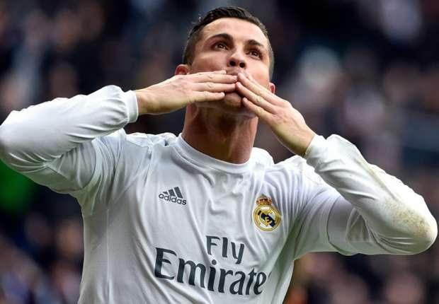 足球中超新赛季赛程发布，王牌对决连环上演（中超新赛季赛程官宣，巅峰对决轮番上演）