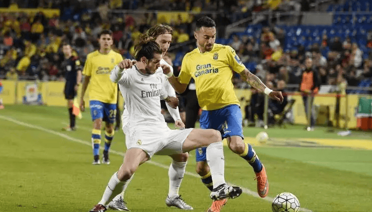 英超-曼联3-0西汉姆联：超过利物浦的机会来了｜前瞻