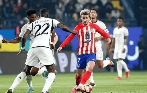 邵佳一谈成为国足主帅：正在家看电脑突然收到700多条信息